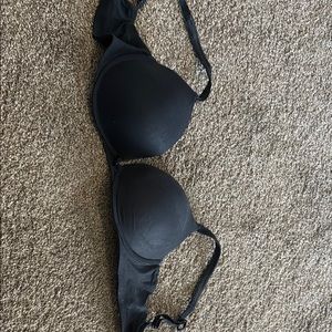 Victoria's Secret Black Full-Coverage Bra with Molded Cups